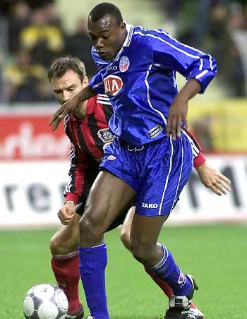 在比賽中展 在比賽中展